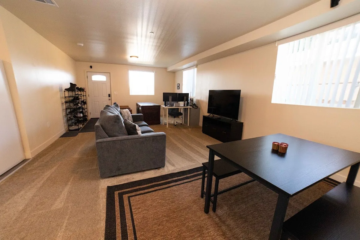 Wellness Housing - Affordable Transitional Housing for Men - Photo 2